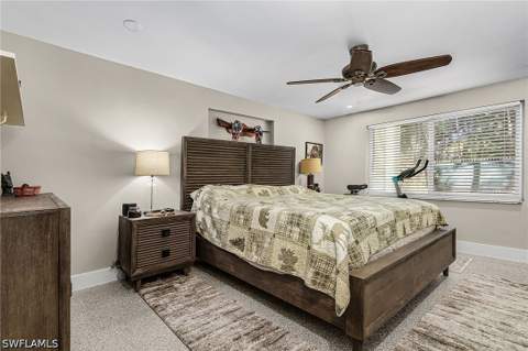 2563 Weeks Ave, Naples FL - photo 6 of 23