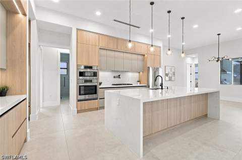 18432 Royal Hammock Blvd, Naples FL - photo 11 of 46