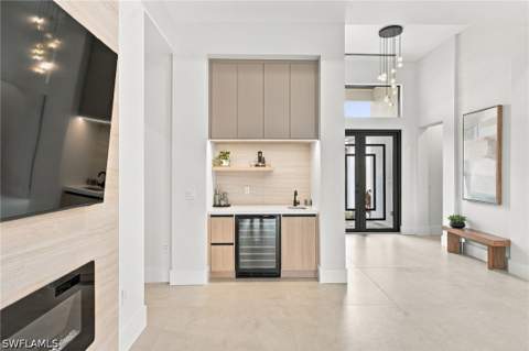 18432 Royal Hammock Blvd, Naples FL - photo 8 of 46