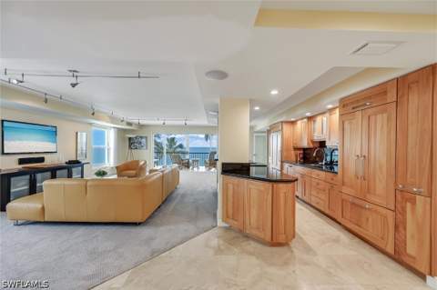 1275 Gulf Shore Blvd N 601, Naples FL - photo 11 of 33
