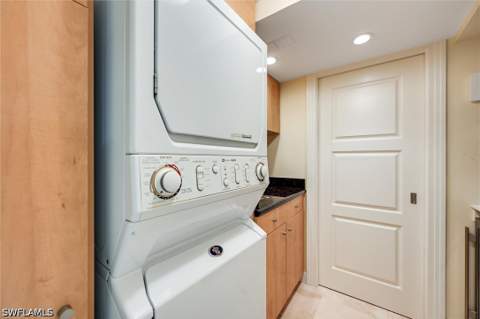 1275 Gulf Shore Blvd N 601, Naples FL - photo 20 of 33