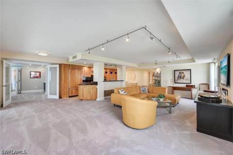 1275 Gulf Shore Blvd N 601, Naples FL - photo 9 of 33