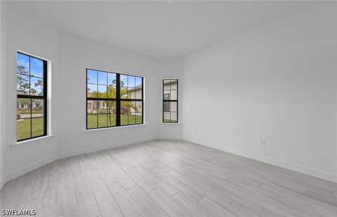 2095 Altura Ct, Naples FL - photo 7 of 43