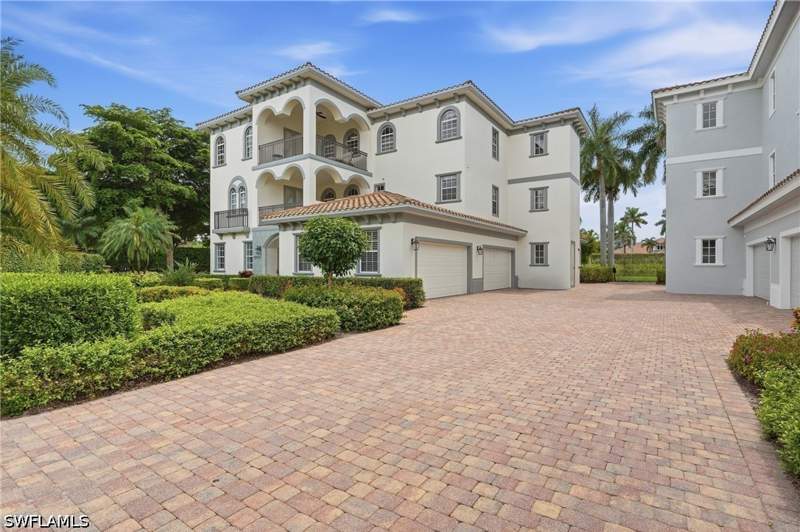 3 bedroom Condominium at 10831 Vivaldi Ct 2002, Vivaldi, Miromar Lakes — photo 3