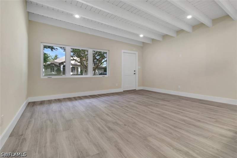 2 bedroom SingleFamilyResidence at 5150 Sand Dollar Ln, Seagate, Naples — photo 4