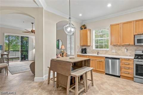 9086 Cascada Way 202, Naples FL - photo 8 of 50