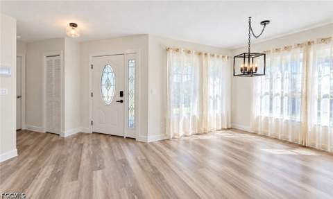 1407 Monarch Cir B2, Naples FL - photo 10 of 60
