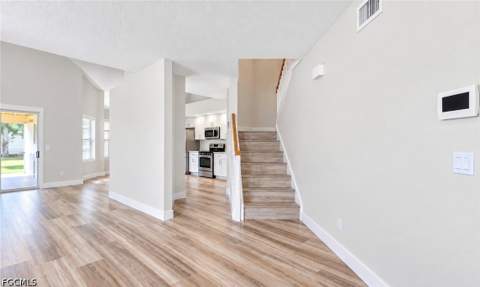 1407 Monarch Cir B2, Naples FL - photo 6 of 60