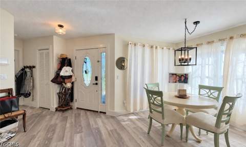 1407 Monarch Cir B2, Naples FL - photo 7 of 60