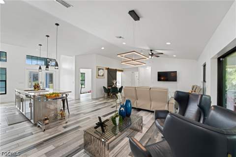 18931 Palm Beach Blvd, Alva FL - photo 18 of 36
