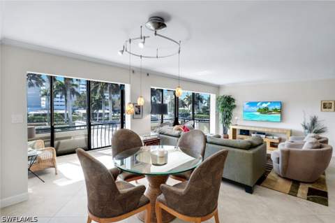 3430 Gulf Shore Blvd N 2I, Naples FL - photo 6 of 25