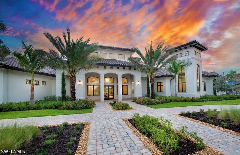 2 bedroom SingleFamilyResidence at 2133 Seville Ln, Terreno At Valencia, Naples — photo 2