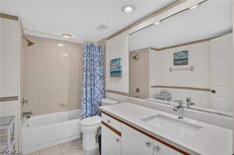 267 Deerwood Cir 2, Naples FL - photo 23 of 52
