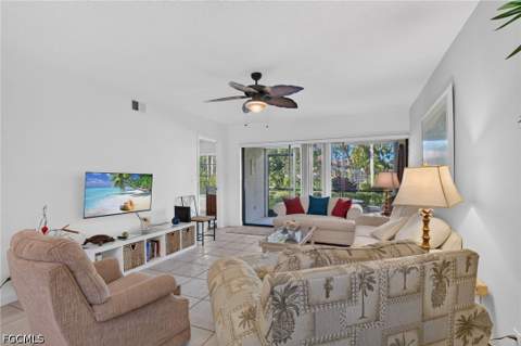 267 Deerwood Cir 2, Naples FL - photo 9 of 52