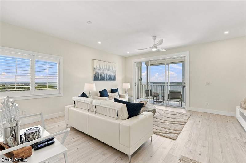 2 bedroom Condominium at 4331 Bay Beach Ln 651, Casa Marina, Fort Myers Beach — photo 3