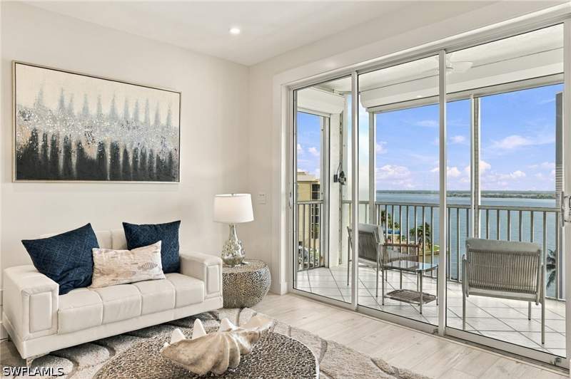 2 bedroom Condominium at 4331 Bay Beach Ln 651, Casa Marina, Fort Myers Beach — photo 4