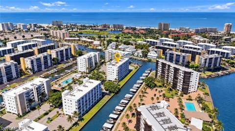 4331 Bay Beach Ln 651, Fort Myers Beach FL - photo 9 of 43