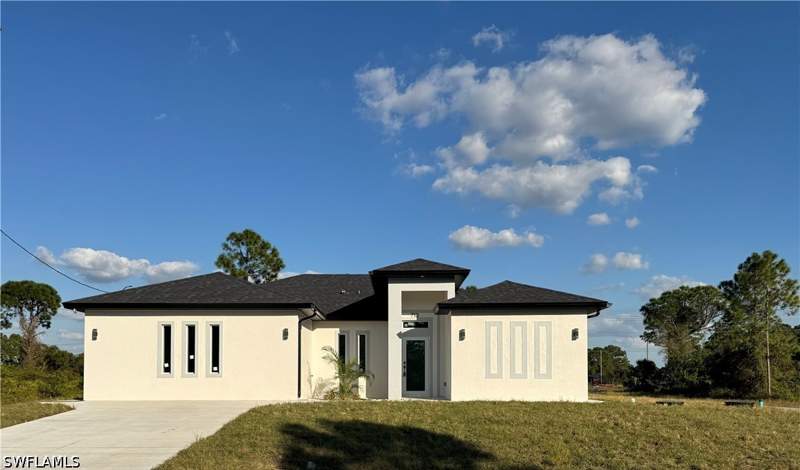 3 bedroom SingleFamilyResidence at 713 Da Vinci Ave S, Lehigh Acres, Lehigh Acres — photo 2