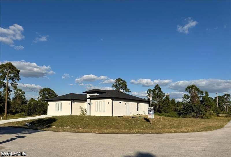 3 bedroom SingleFamilyResidence at 713 Da Vinci Ave S, Lehigh Acres, Lehigh Acres — photo 3
