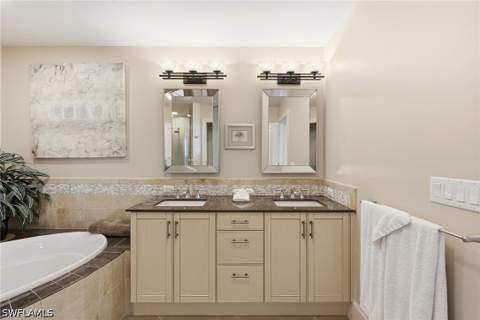 9115 Strada Pl 5405, Naples FL - photo 11 of 34