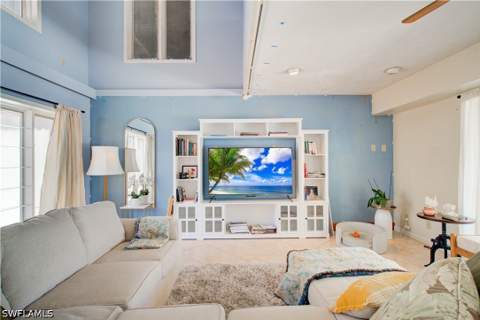 11 Capri Blvd, Naples FL - photo 10 of 49
