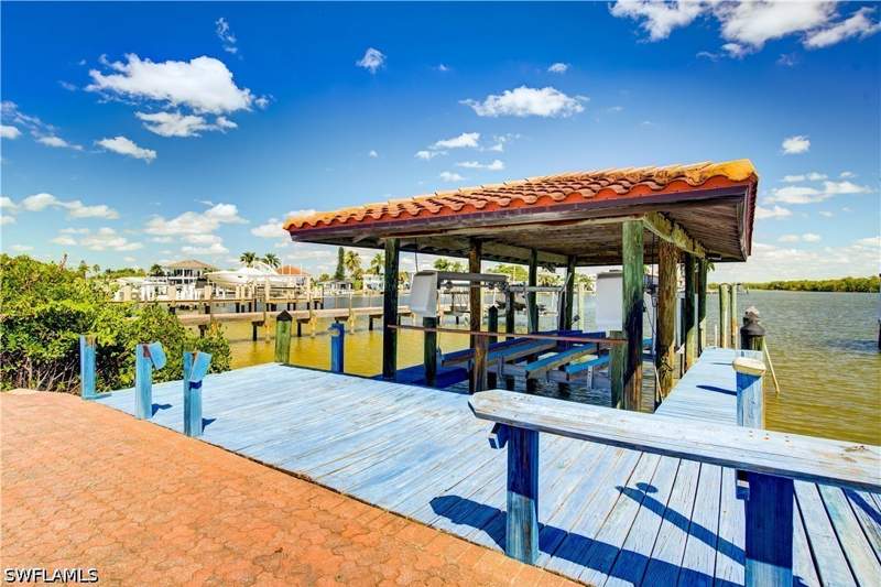 3 bedroom SingleFamilyResidence at 11 Capri Blvd, Isles Of Capri, Naples — photo 3