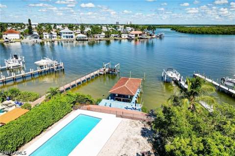 11 Capri Blvd, Naples FL - photo 7 of 49