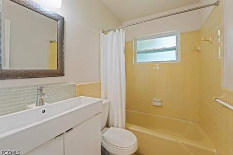 208 Norwich Ave, Lehigh Acres FL - photo 19 of 27