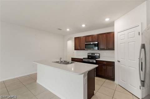 923 Tropicana Pkwy W, Cape Coral FL - photo 8 of 33