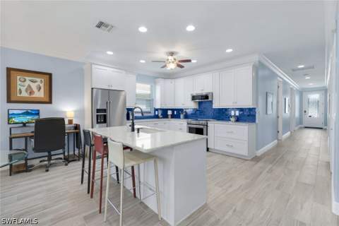 746 101st Ave N, Naples FL - photo 8 of 36