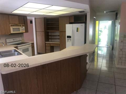 224 Pine Valley Cir, Naples FL - photo 10 of 19