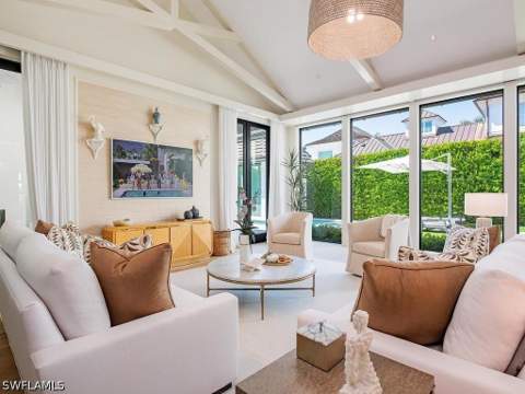636 13th Ave S, Naples FL - photo 10 of 37