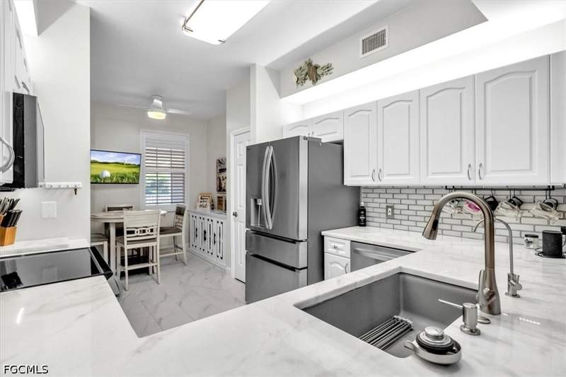 2 bedroom Condominium at 14320 Bristol Bay Pl 205, Bristol Bay, Fort Myers — photo 4