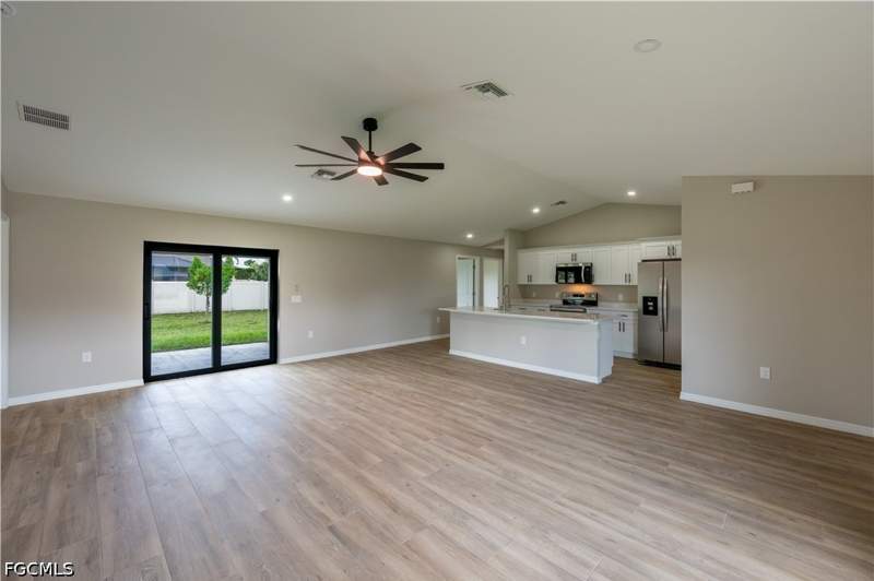 4 bedroom SingleFamilyResidence at 4535 San Antonio Ln, El Dorado Acres, Bonita Springs — photo 2