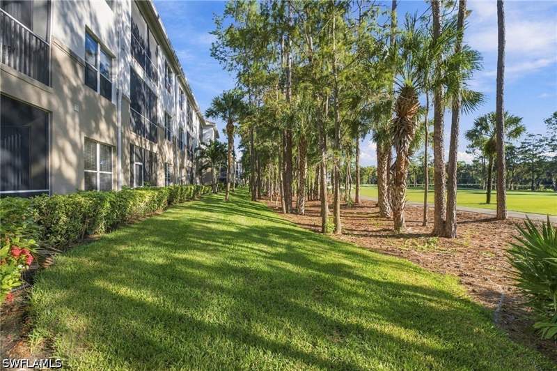 2 bedroom Condominium at 8259 Parkstone Pl 106, Waterford At Vanderbilt Country Club, Naples — photo 3