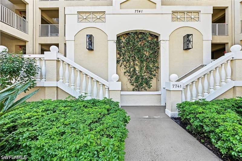 2 bedroom Condominium at 7741 Pebble Creek Cir 102, Pebble Creek, Naples — photo 3