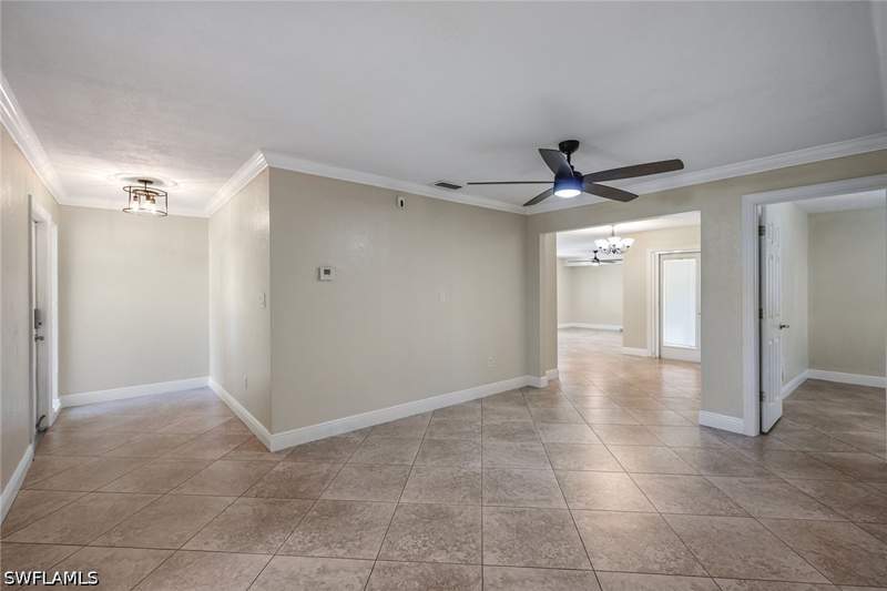 4 bedroom SingleFamilyResidence at 4690 Capri Dr, Naples Twin Lakes, Naples — photo 3