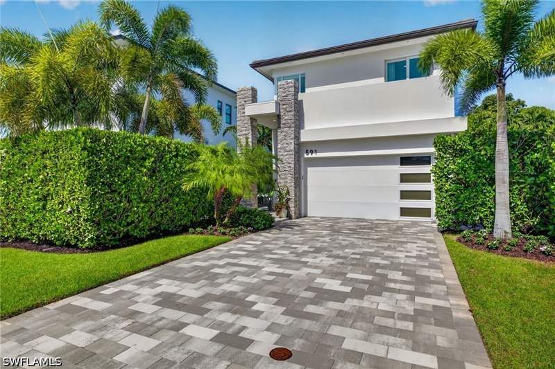 4 bedroom SingleFamilyResidence at 591 93rd Ave N, Naples Park, Naples — photo 2