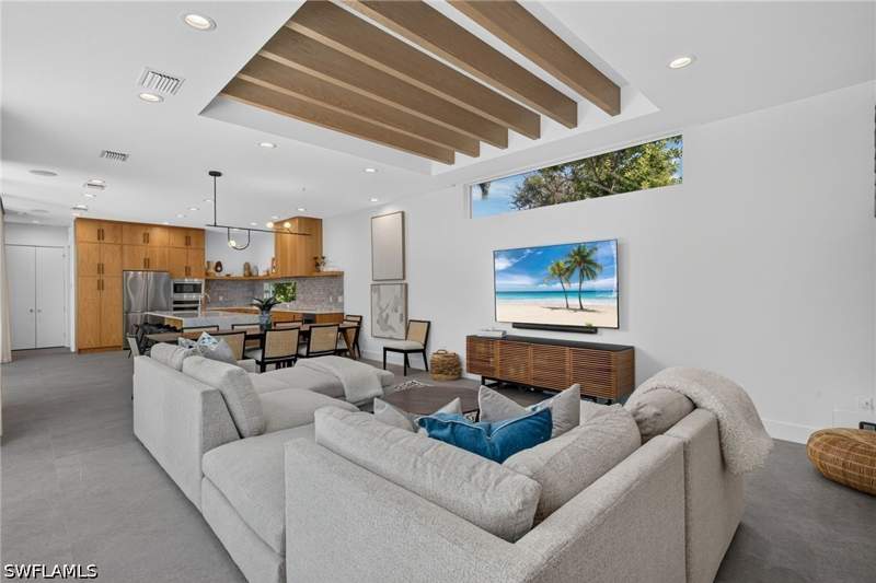 4 bedroom SingleFamilyResidence at 591 93rd Ave N, Naples Park, Naples — photo 5