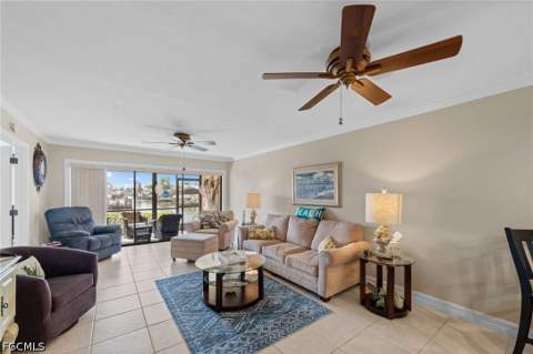 902 SW 48th Ter 104, Cape Coral FL - photo 14 of 42