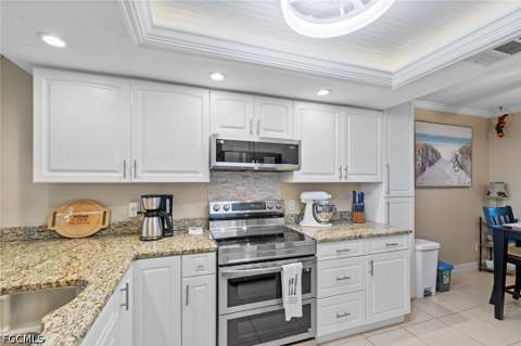 902 SW 48th Ter 104, Cape Coral FL - photo 8 of 42