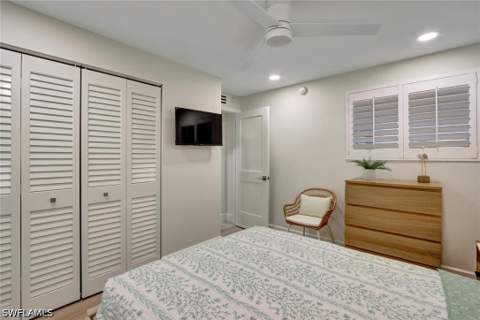 1300 Gulf Shore Blvd N 110, Naples FL - photo 12 of 25