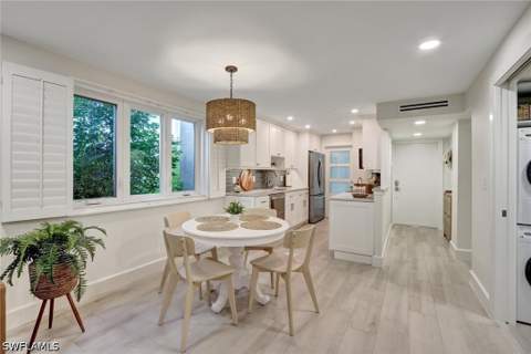 1300 Gulf Shore Blvd N 110, Naples FL - photo 7 of 25