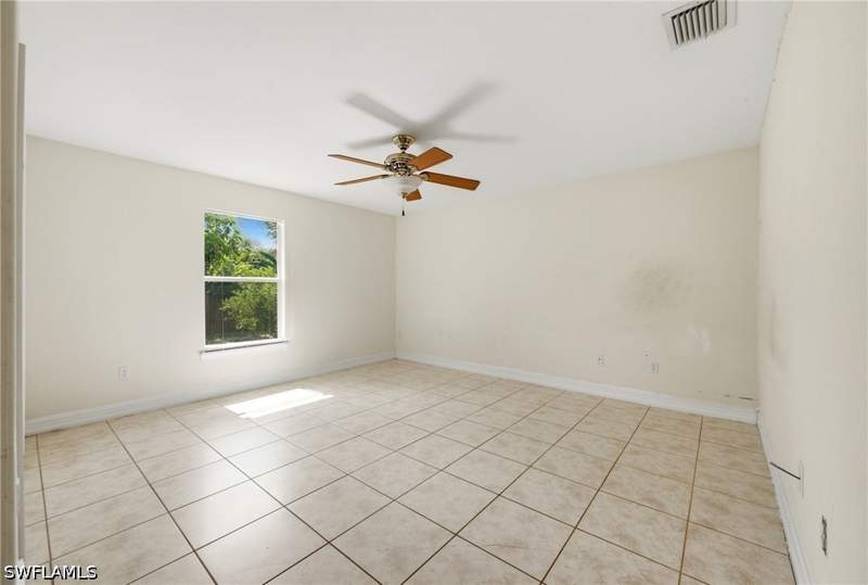 3 bedroom SingleFamilyResidence at 3609 37th St SW, Lehigh Acres, Lehigh Acres — photo 5