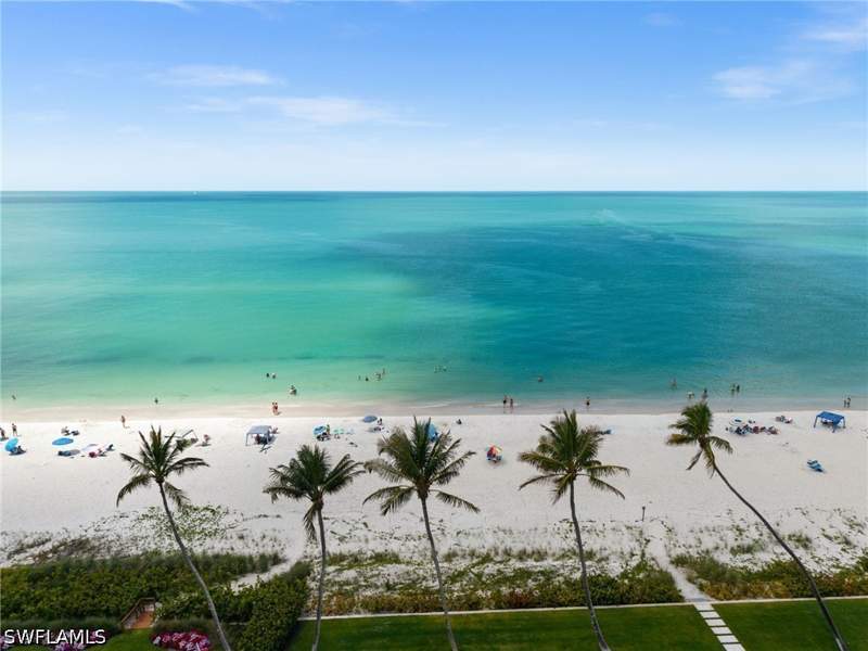 2 bedroom Condominium at 1021 3rd St S 110, Town Manor, Naples — photo 3
