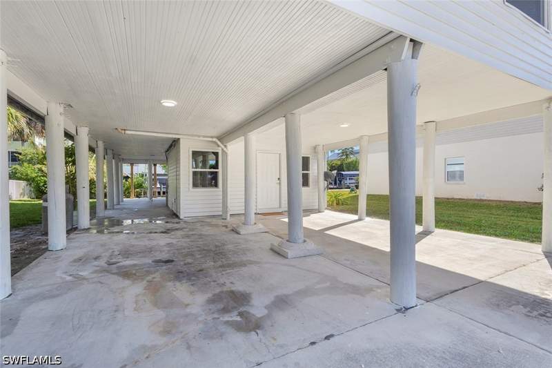 2 bedroom SingleFamilyResidence at 1284 Rainbow Ct, Gulf Harbor, Naples — photo 2