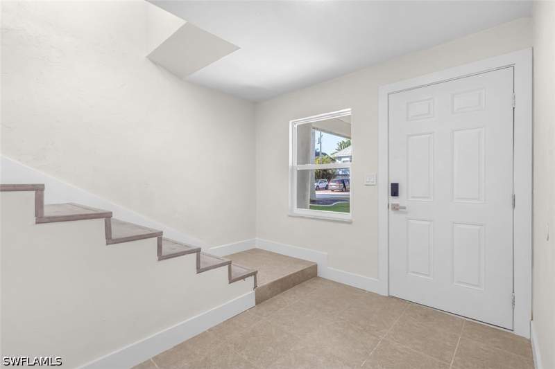 2 bedroom SingleFamilyResidence at 1284 Rainbow Ct, Gulf Harbor, Naples — photo 3