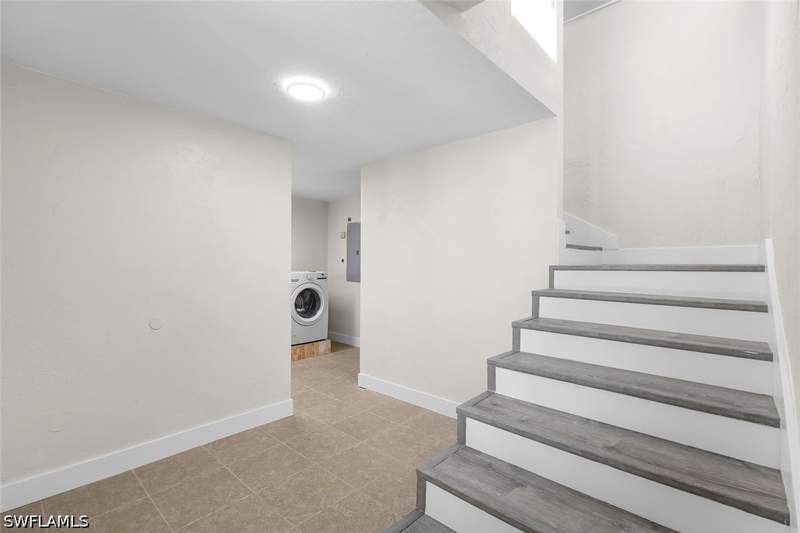 2 bedroom SingleFamilyResidence at 1284 Rainbow Ct, Gulf Harbor, Naples — photo 4