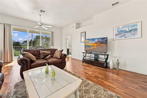3431 Pointe Creek Ct 302, Bonita Springs FL - photo 10 of 47