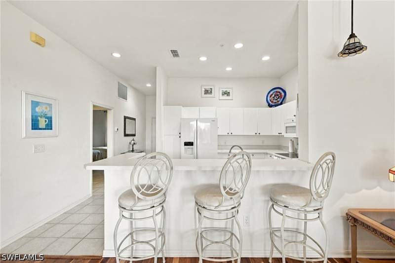 3 bedroom Condominium at 3431 Pointe Creek Ct 302, Pointe At Pelican Landing, Bonita Springs — photo 5